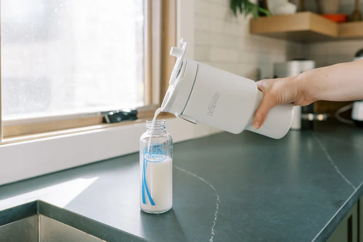 Dr. Brown’s™ Breast Milk & Formula Chiller